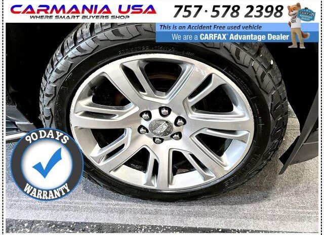 
								2017 Cadillac Escalade full									