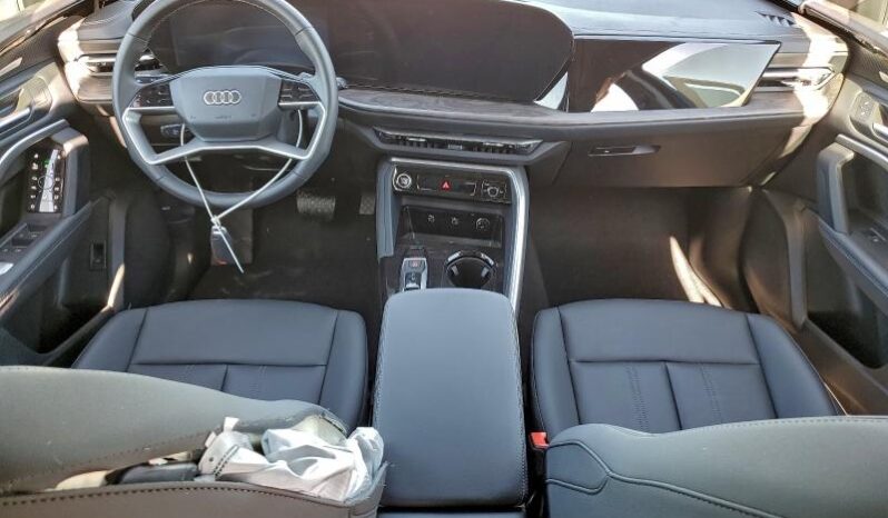 
								2025 Audi Q5 full									