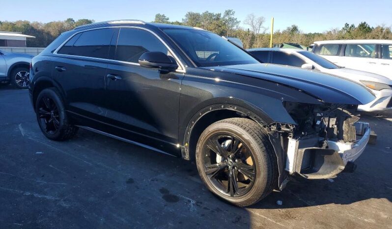 
								2022 Audi Q8 full									