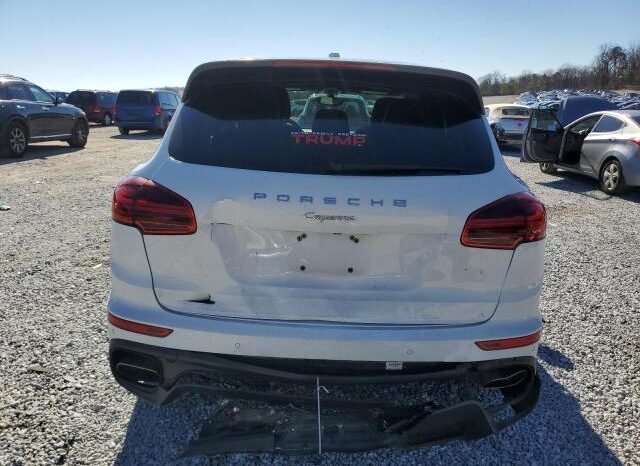 
								2016 Porsche Cayenne full									