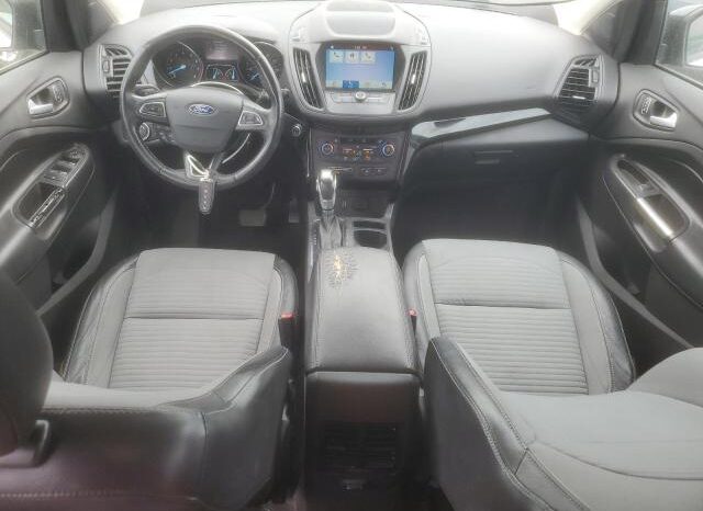 
								2019 Ford Escape se full									