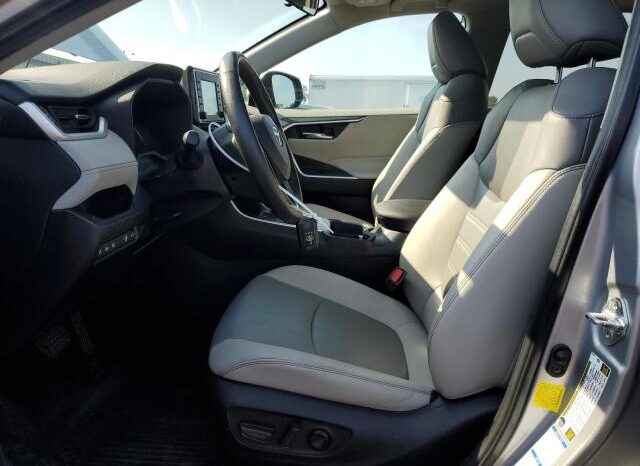 
								2021 Toyota Rav4 full									