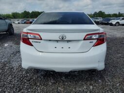 
										2014 Toyota Camry l full									