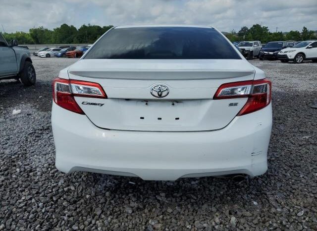 
								2014 Toyota Camry l full									