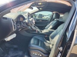 
										2020 Porsche Cayenne full									