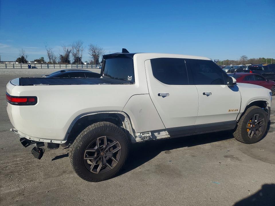2023 Rivian R1t
