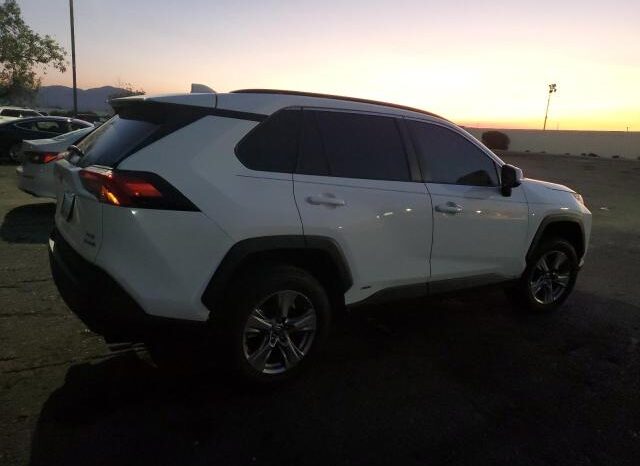 
								2024 Toyota Rav4 full									