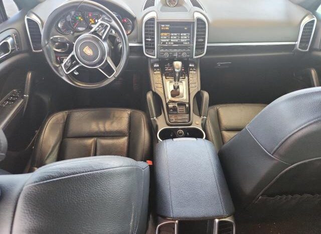 
								2015 Porsche Cayenne full									