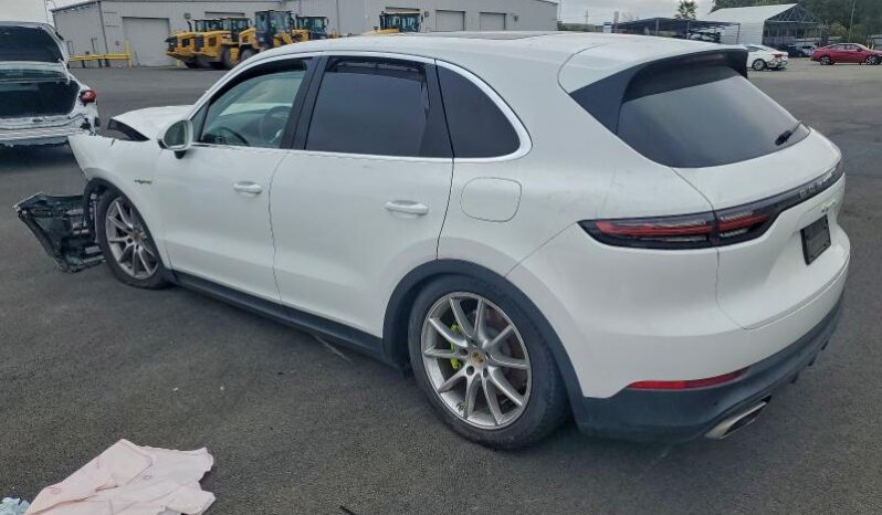 
								2020 Porsche Cayenne full									