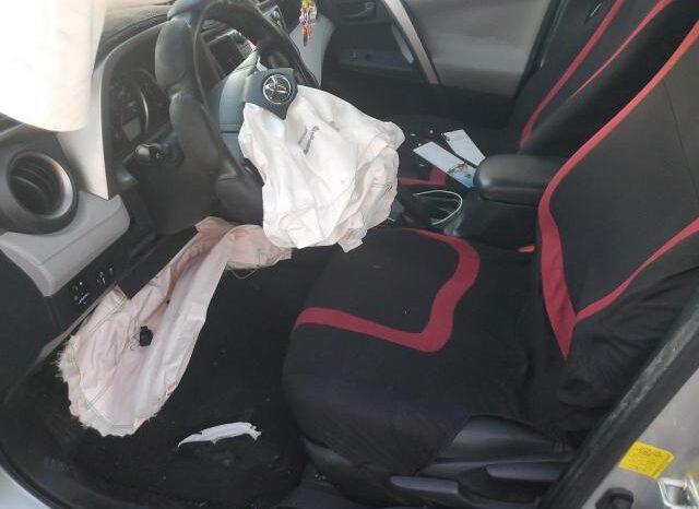 
								2015 Toyota Rav4 full									