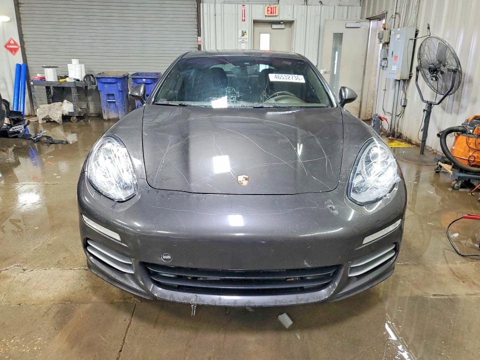 2015 Porsche Panamera