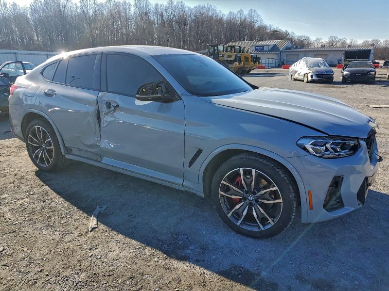 2022 BMW X4