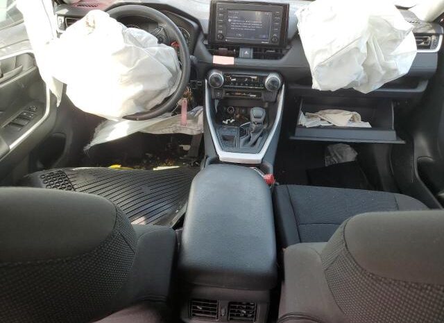 
								2022 Toyota Rav4 full									