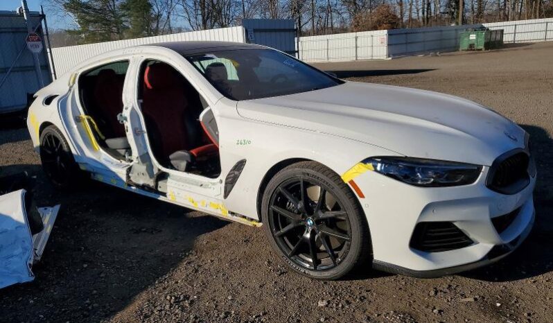 
								2023 BMW M8 full									