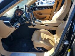 
										2017 Porsche Panamera full									