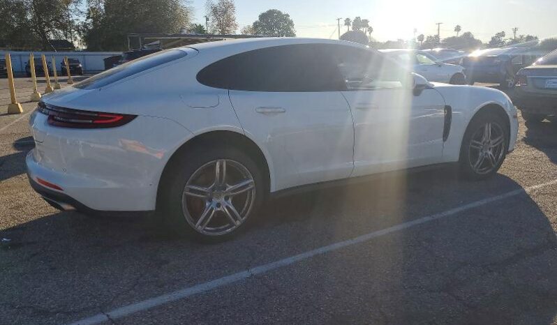 
								2017 Porsche Panamera full									