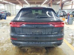 
										2022 Audi Q8 full									