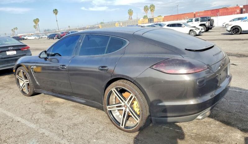 
								2011 Porsche Panamera full									