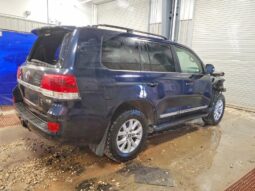 
										2016 Toyota Land cruiser full									