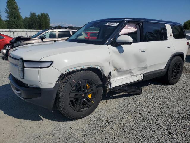 2023 Rivian R1s