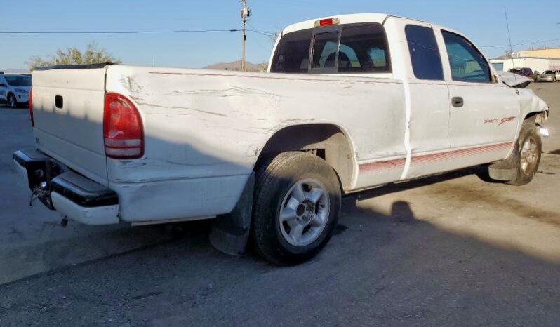 
								1999 Dodge Dakota full									