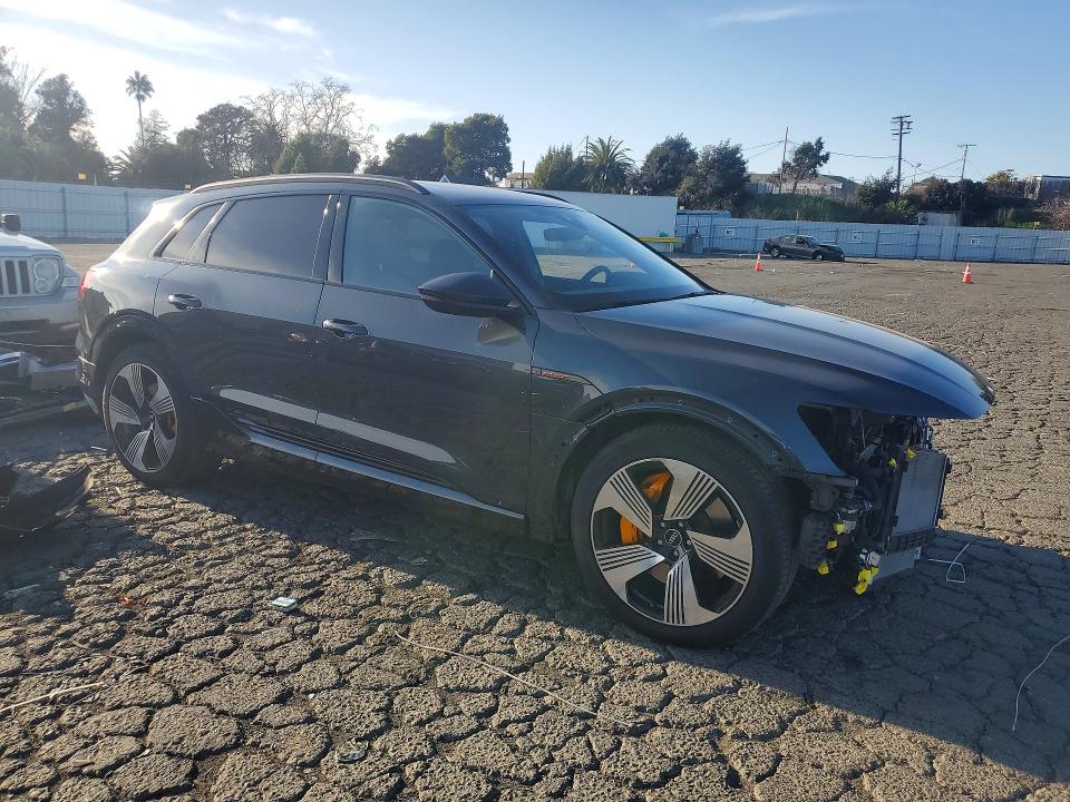 2023 Audi E-tron
