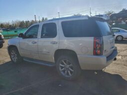 
										2013 Gmc Yukon full									