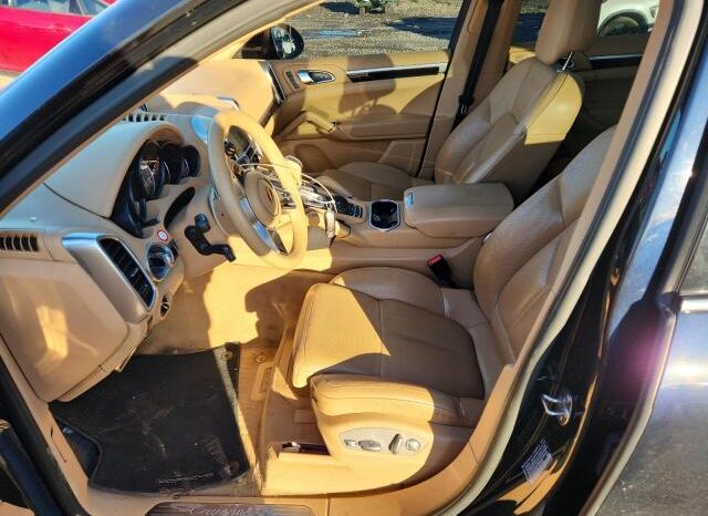 
								2016 Porsche Cayenne full									