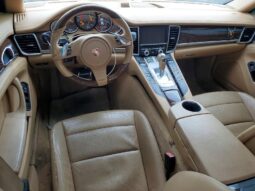 
										2011 Porsche Panamera full									