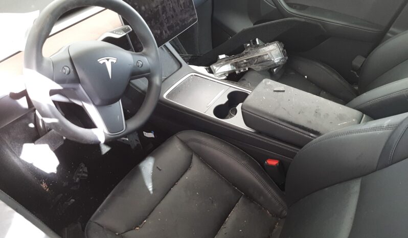 
								2022 Tesla Model y full									