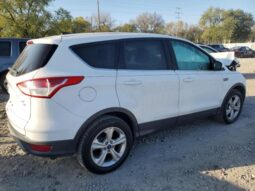 
										2015 Ford Escape se full									