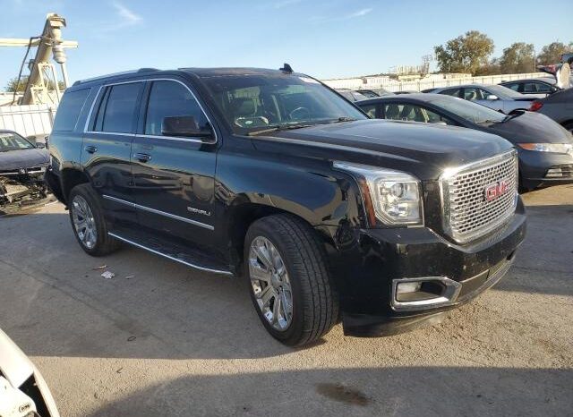 
								2017 Gmc Yukon full									