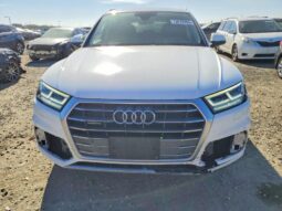 
										2018 Audi Q5 full									