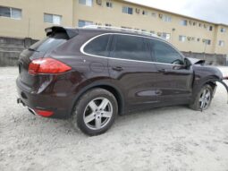
										2014 Porsche Cayenne full									