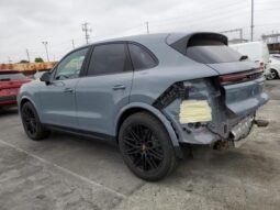 
										2025 Porsche Cayenne full									