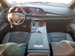 
										2022 Cadillac Escalade full									