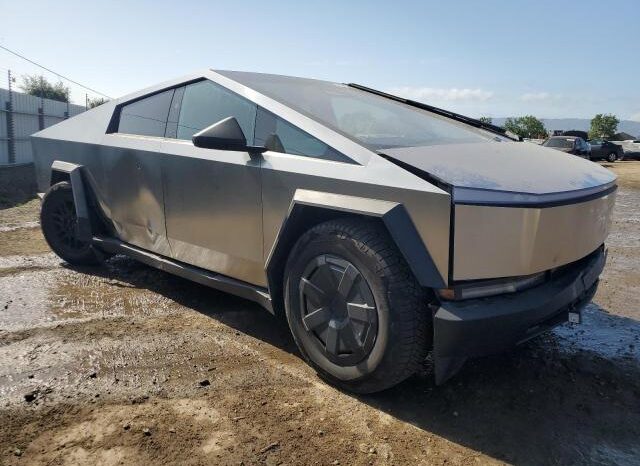 
								2024 Tesla Cybertruck full									