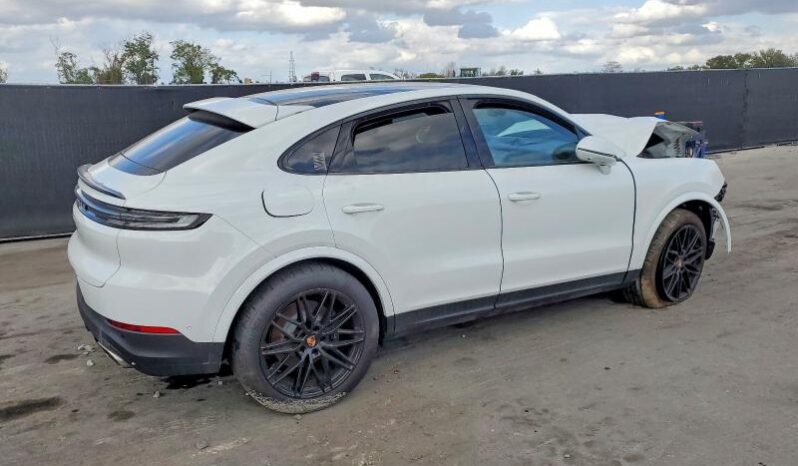 
								2025 Porsche Cayenne full									
