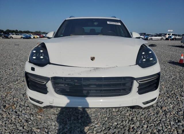 
								2018 Porsche Cayenne full									