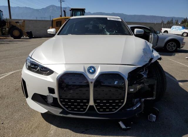 
								2024 BMW I4 full									
