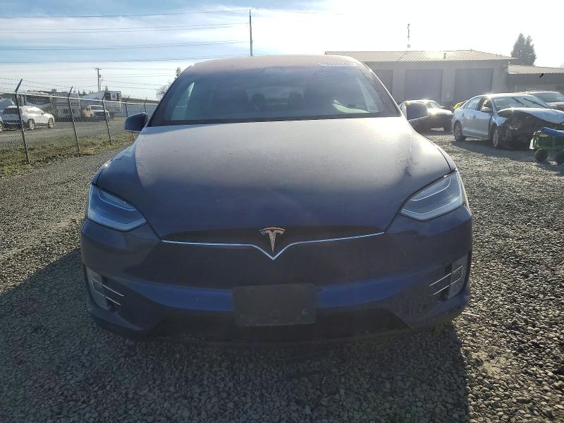 2017 Tesla Model x