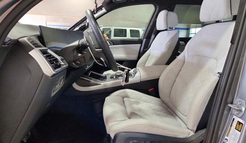 
								2025 BMW X7 full									