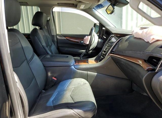 
								2015 Cadillac Escalade full									