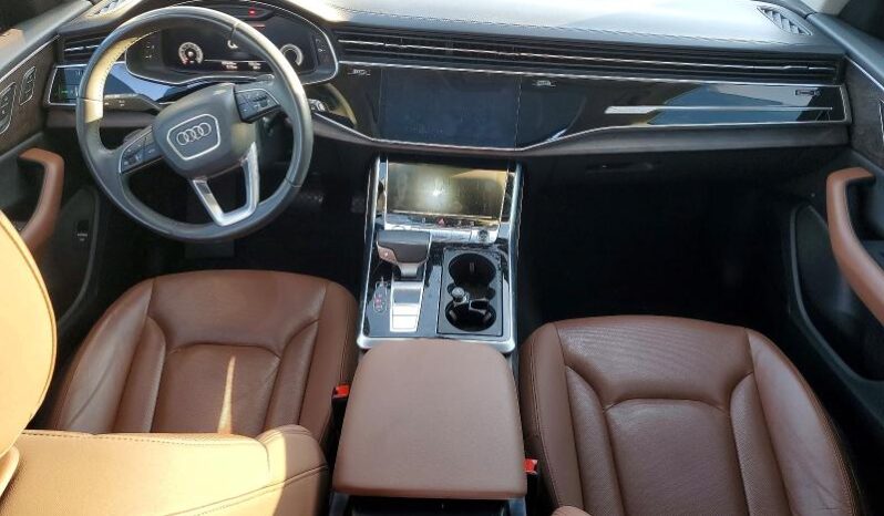 
								2019 Audi Q8 full									