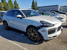 
										2022 Porsche Cayenne full									