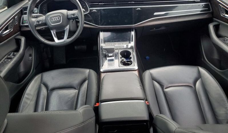 
								2019 Audi Q8 full									