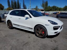 
										2014 Porsche Cayenne full									