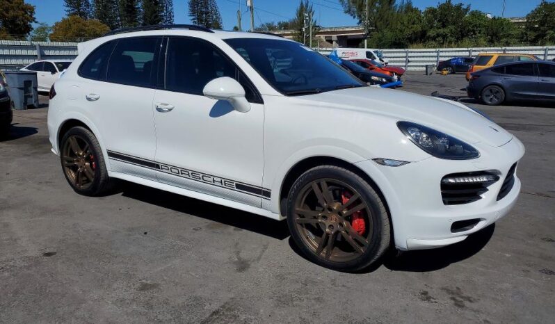 
								2014 Porsche Cayenne full									