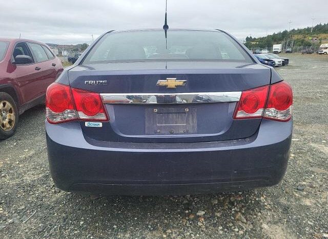 
								2013 Chevrolet Cruze ls full									