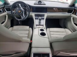 
										2017 Porsche Panamera full									